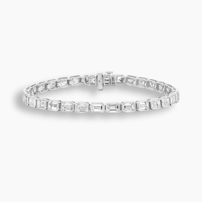 Collar llamativo de tenis con clip de diamantes de Kate Mara x KBH