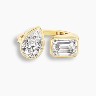 Emerald and Pear Diamond Toi et Moi Bezel Pinky Ring