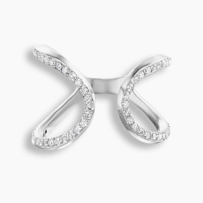 Anillo de forma libre de diamantes 